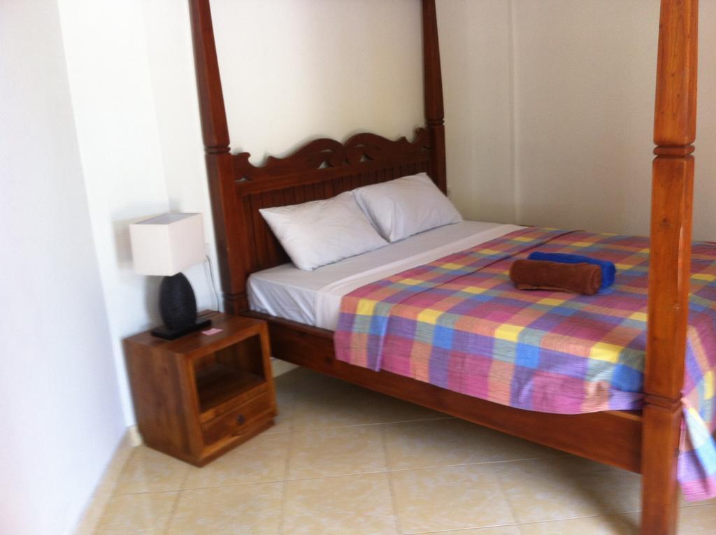 Amed Sari Beach Guesthouse Rom bilde